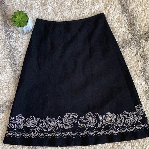LOFT Dresses & Skirts - LOFT Black Skirt A-Line Size 4